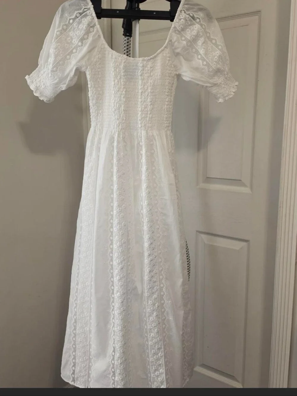 Hill House Madeline Nap Dress — White Broaderie Viole Puff-Sleeve Maxi